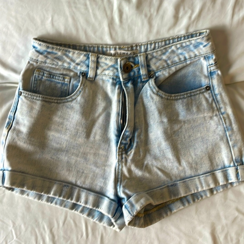bullhead mom shorts